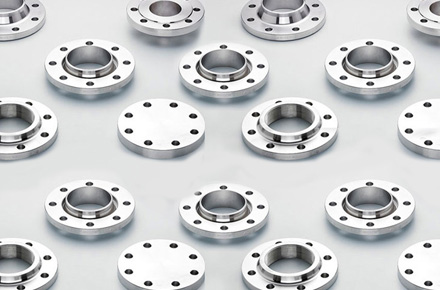 SMO 254 Pipe Flanges